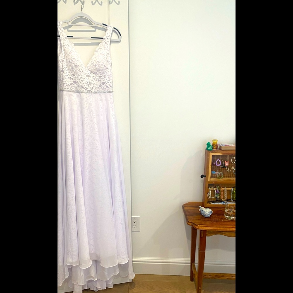 +JJs House+ Wedding Dress New With Tags